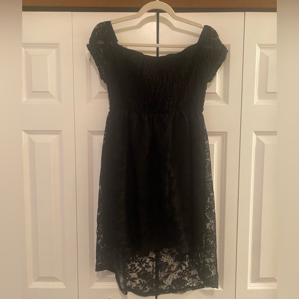 EUC Black lace high low dress.